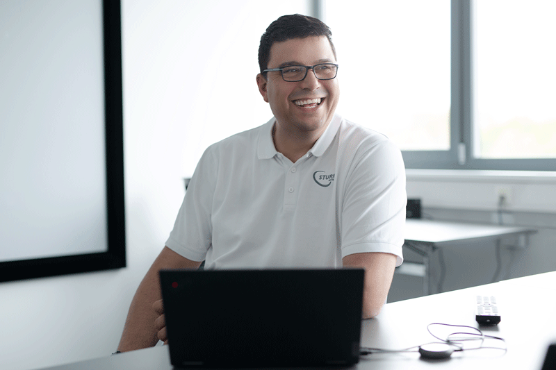 Oliver Vollmann, Technischer Bereichsleiter bei STURM Isotech, verantwortlich für technologische Entwicklung, innovative Fernwärmelösungen und Branchenberatung